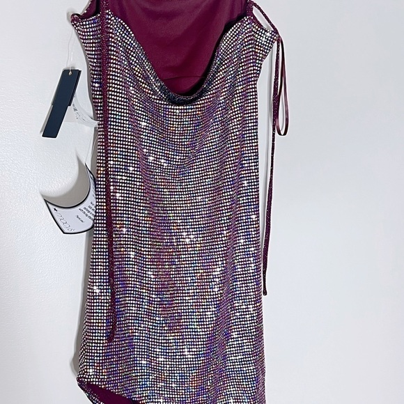 CITY STUDIOS Juniors' Sparkle Cowl-Back Bodycon Dress, evening wine size XXS - Picture 6 of 10